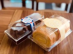 特浓巧克力卷-红宝石·鲜奶小方·海派西点房(控江店)