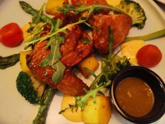 土耳其香料烤春鸡与蔬菜-翠贝卡&Mama Kelly Brunch Coffee(河西店)