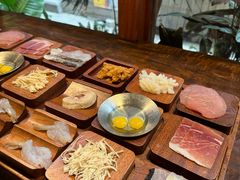 -银米·云南传统过桥米线(双廊黑金冠店)