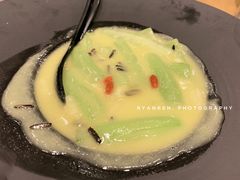 -菩提树·素食餐厅(汇智国际商业中心店)