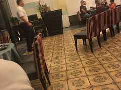 -沙龙酒家