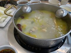 -朴小妹人参鸡汤火锅(长白山万达店)