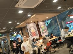 -麦当劳(轻轨曹杨路店)