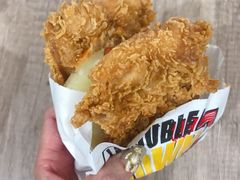 培根鸡腿肉霸堡-肯德基(中州一店)