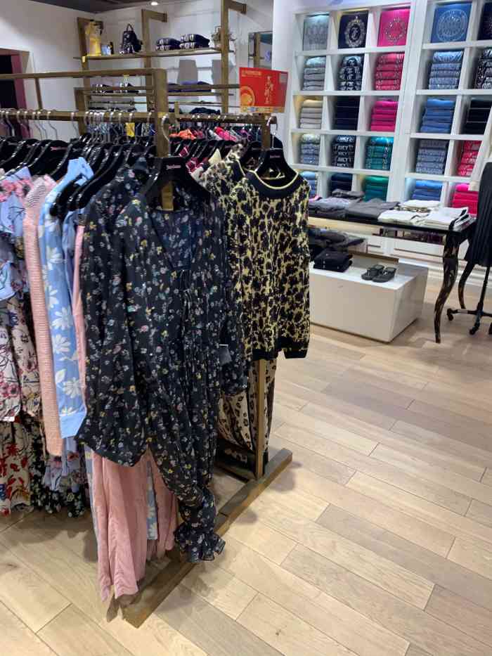 juirpcouture(丹尼斯店)-"很火的品牌,女装好出名,好喜欢的,童装来.
