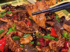 -易老九江湖菜(北滨一路店)