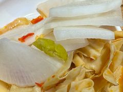 -湘人龙记老长沙米粉(鸟巢店)