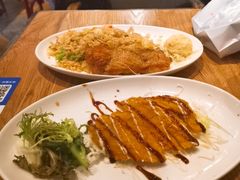 -玛格萝妮(汇智国际商业中心店)