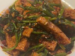 -天山醉美辣子鸡(文艺路店)