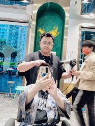 -卡尔诗·科技美肤连锁