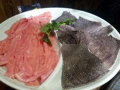 毛肚鸭肠拼-红九格老火锅(三峡广场店)