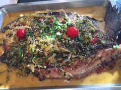 -鸣记脆皮烤鱼(岐山路店)