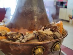 -鑫渔港海鲜本地菜·山海关浑锅(东戴河店)