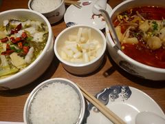 -渝是乎酸菜鱼(龙旗购物中心店)