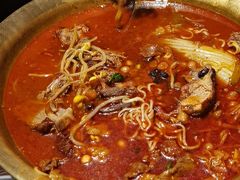 -张翻越·川渝冒菜·武汉黑鸭煲(城北万象城店)