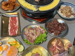 -胡悦里韩式烤肉(芝罘万达广场店)