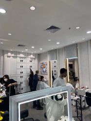 点击看大图 -Kraemer Paris 苏豪路易士·嘉玛发廊