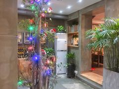 大堂-HIGH FIVE哈福手工汉堡(桂林路店)