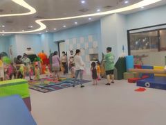 -美国谷斯妈妈早教中心 (陆家嘴店)