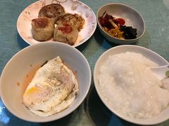 鲜肉月饼-长发西饼(临顿路店)