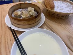 -弄堂咪道-饭香·面香·馄饨香(汇锦广场店)