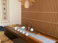 -荷风细雨·中国茶宴(世纪大道店)