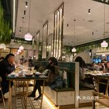 今天开业第三天，冲着正宗，也冲着打折来的，提前就排号