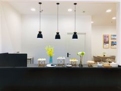 -杭州中沃沃尔沃4S店(滨江区店)