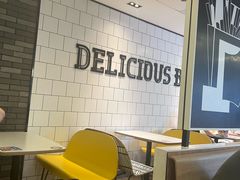 -麦当劳(保利若比邻店)
