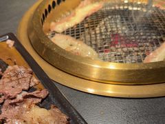 -铭牛烧肉·和牛海鲜自助(高新月牙湖店)