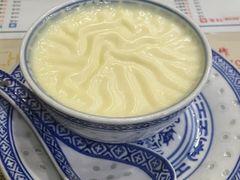 -广信牛奶甜品世家(台东店)