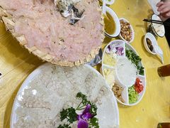 鱼生-官塘陈记鱼生·潮汕砂锅粥·牛肉火锅(潮枫路总店)