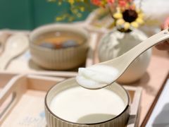 杏仁茶炖蛋白-杏甜品(尖沙咀加拿分道店)