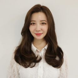 -AYO SALON