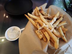 -LES ELITES 英集荟(南京西路店)