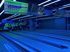 -世代星球·保龄球·镭战真人CS·团建(杨浦店)