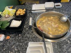 -一席地·本地鸡窝·杭帮鸡火锅(萧山银隆百货店)