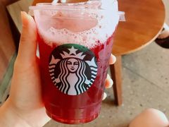 冰摇红梅黑加仑-星巴克(深圳前进天虹店)