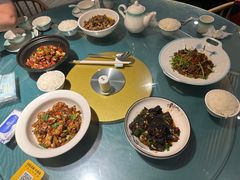 -呷湘厨·鱼汤捞饭·剁椒鱼头·辣椒炒肉(国家会展中心店)