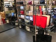 -文艺复兴百货(米兰大教堂广场店)