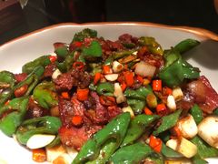 -鸽子侯·家宴·平价海鲜(市图书馆店)