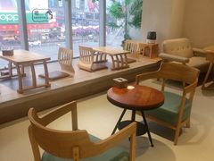 -藏猫猫咖啡主题馆(中央大道店)