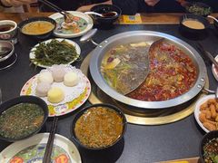 -沸炉重庆老火锅(军事博物馆店)