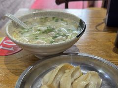 -黄阿姨锅贴大王(万航渡路店)