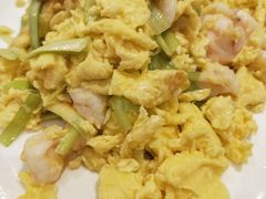 韭黄虾球滑蛋-凤鸣阁餐厅（凤山温泉宴宾楼）(昌平镇店)