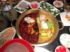 -潮火锅·麻辣牛肉火锅(观音桥方圆·LIVE店)