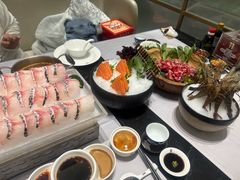 -红鼎豆捞·非遗鲍皇汤火锅(宝丰路店)