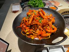 -蚂蚁洞·烤肉大营地(上海静安大悦城店)