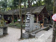 -土砂锅生态山庄·非遗砂锅雅鱼