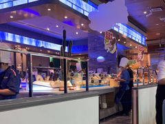 -渔纬港海鲜自助餐厅(湖里万达店)